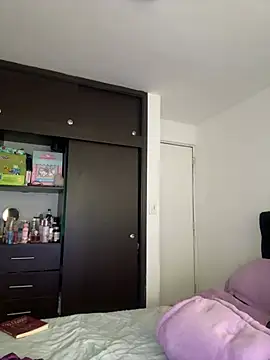 Juli_rosse - twerk for u