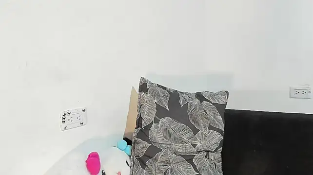 Eirlysx - riding reverse cowgirl dildo