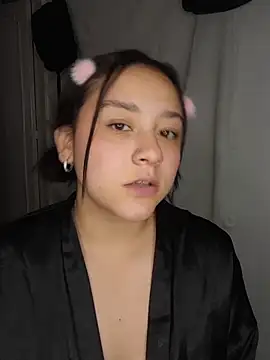 EmilyRoy77 - I naked for 4 minutes
