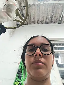 Annya-sweet - Send me a video of bouncing tits