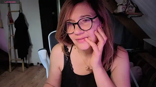 Lina_lou4 - invite me in pvt show