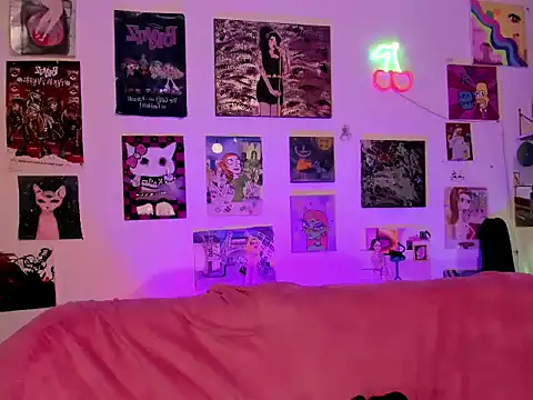 Cherrypieuwu - make me cum on my couch