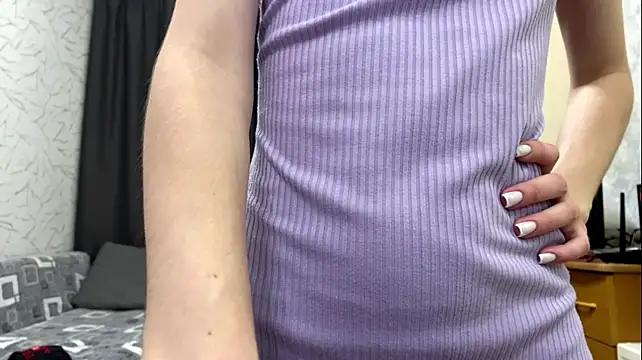 TennisKate - massage my sensitive chest under my bra