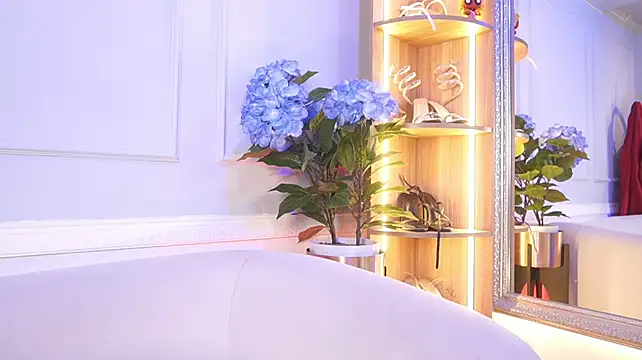 Elasummer - 🌸♛ Give me one kiss 🥰