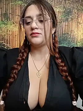 Hanna__a - Tits out + spit and slap