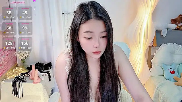 -Nini-- - 跪舔大鸡巴