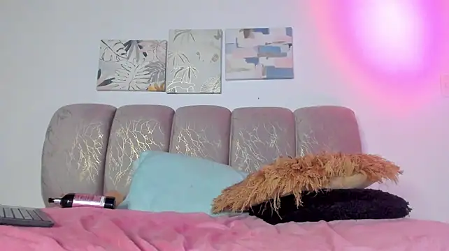 Noah_0813 - Show feet 🦶🏼😈