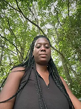 Topgyalmel - Cum show in park