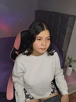 Kiity_hot_6 - show tits and oil