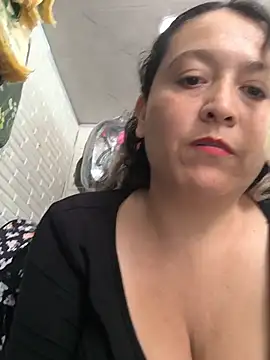 Mooncurves - Nipple clamps in the bathroom