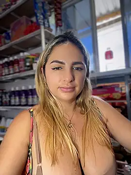 Sammyqueenx21 - let stranger touch boobs and ass
