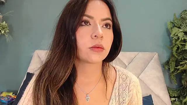 EmmaBellini - Spank ass x10