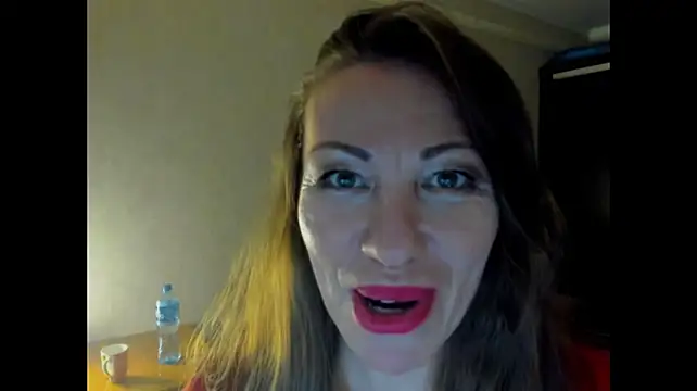 Pure_elena - Pinch naked hard niples