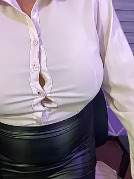 MiiaaJoness - :devil: SHOW TITS :devil: