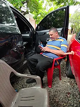 Hotandfierylatinos2023 - fucking a dildo against the car door