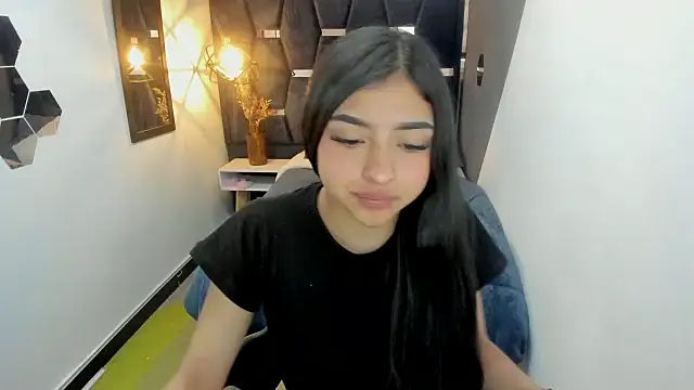 Alanna_Thompson_ - SHOW PUSSY IN DOGGY 🍑😏