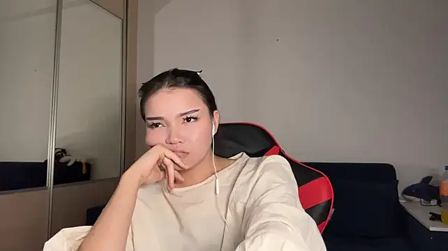 SuperiorCoil - Say hello Mia!