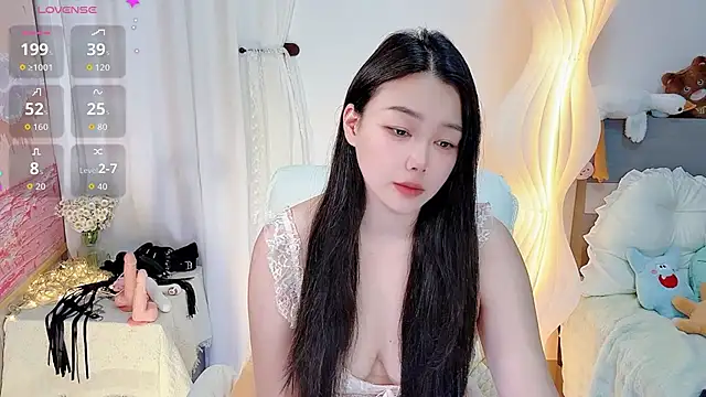 -Nini-- - 跪舔大鸡巴