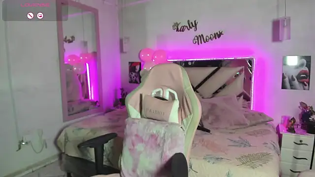 Karly_moon - handjob with my tits