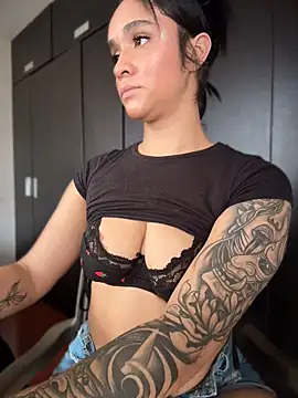Isabella-Teen - Flash Pussy🌸
