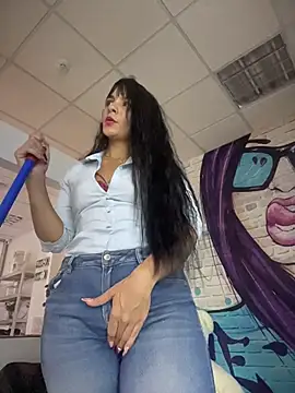LuxeBrunetteXXX - TAKE MY FIRST SQUIRT 💦