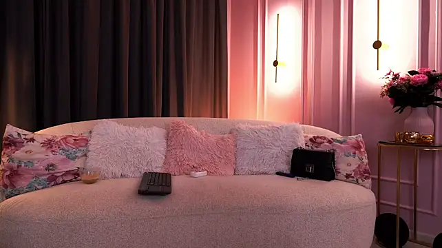 Red_Kim - 5 min control+blowjob🥵