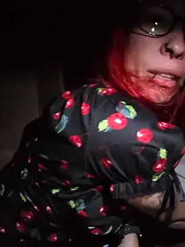 Ruby_Rebel - 5 min topless