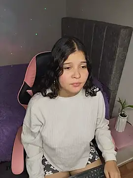 Kiity_hot_6 - show tits and oil
