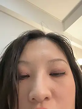 Mimiss02 - 买大黑牛麦克风和爸爸玩