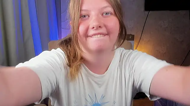 Vivian_cutie - show my tits