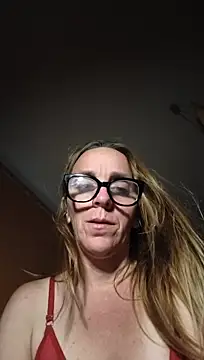 Dettybitch40