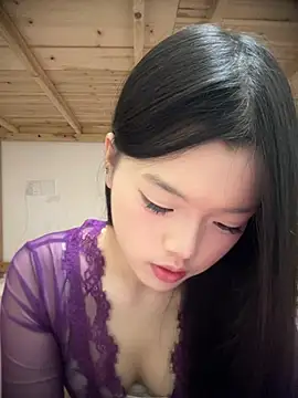 Zaozaoya - 170学妹深夜寂寞 假阳具骑乘 m腿抽插骚穴 听哥哥指挥