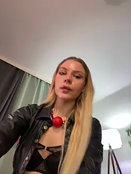 MistressMommyKate - 3 fingers in pussy + LT5mtoy