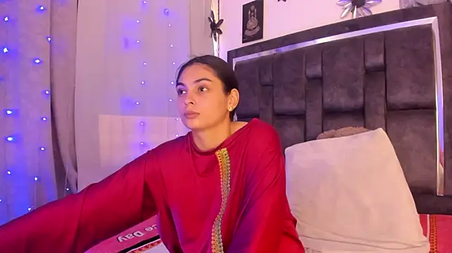 Alana-Nova - SHOW BOOBS 🍒