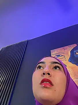 Malika_Noor - naked 5 min