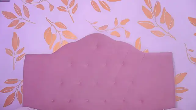 AmyKiss_ - 🧁Spank to red ass 🧁