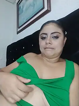 ElizabethWeill - Wet my panties and make me masturbate