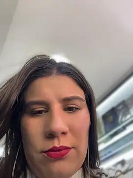 VelvettDoll- - show tits