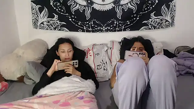 Abby_n_emily - SHOW ASSHOLE
