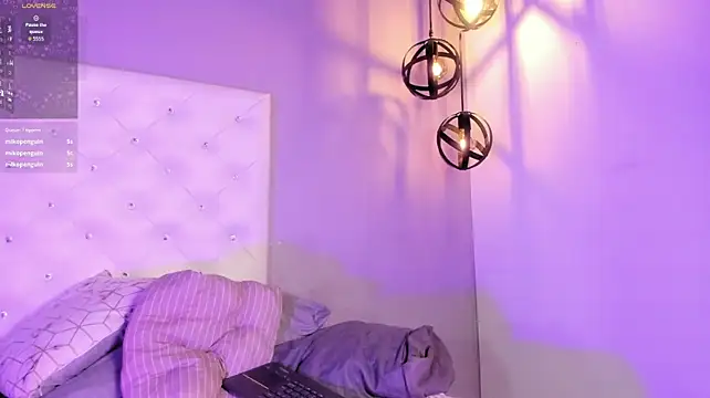 Nicollee_Heart - oil in my ass