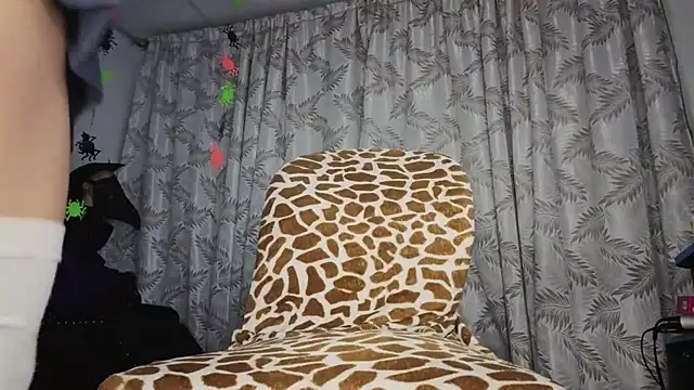 Valquiria_sirgun - fingers in asshole hot