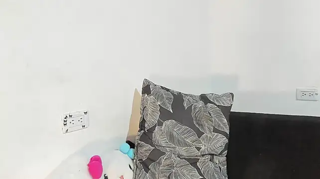 Eirlysx - riding reverse cowgirl dildo