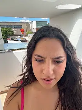 MeggyMae_ - show my pussy + rub clit