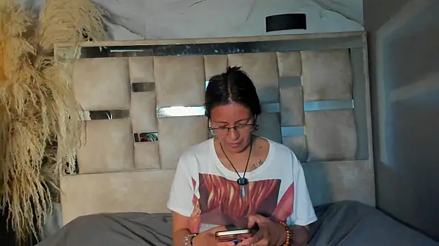 Sami29_ - Show tits