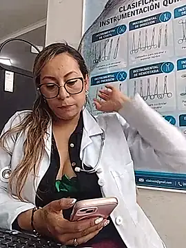Dr-Kathy_23 - Squirt under the desk 😈😈😈
