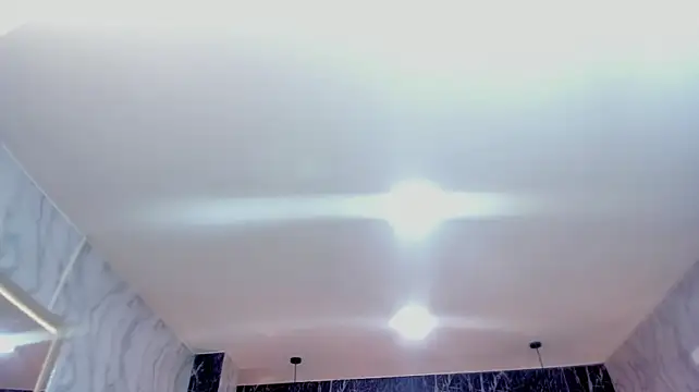 LatinaHoleQueen - tits in the air and with oil