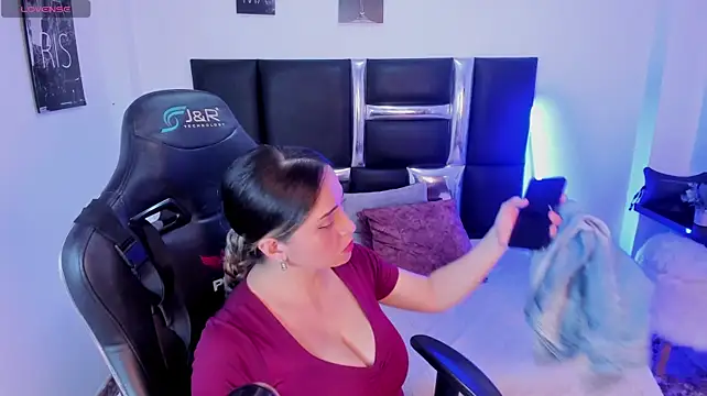TiffanyHoustton - 💜Control Lush x 5 min 💜