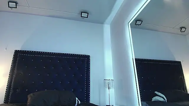 Zury_valucci - MAKE ME CUM🙈