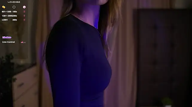 FayeLivingston - melt ice on my ass