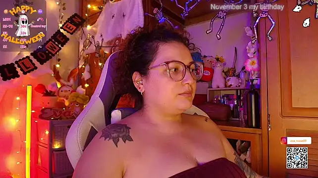 Eva_rosse69 - Punish my ass with a whip 🍑💕👀